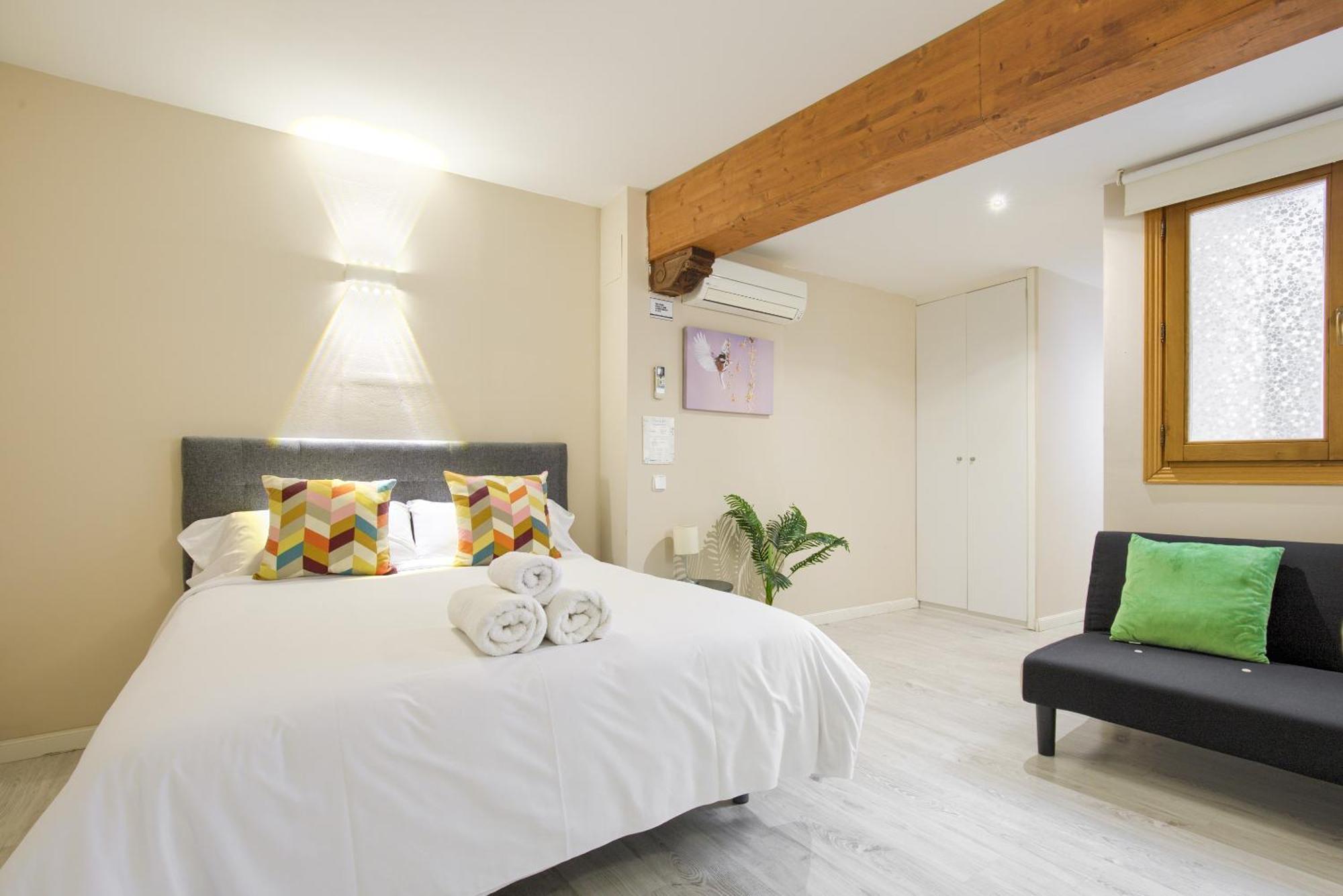 Apartamentos Ryc Alcalá de Henares Kültér fotó