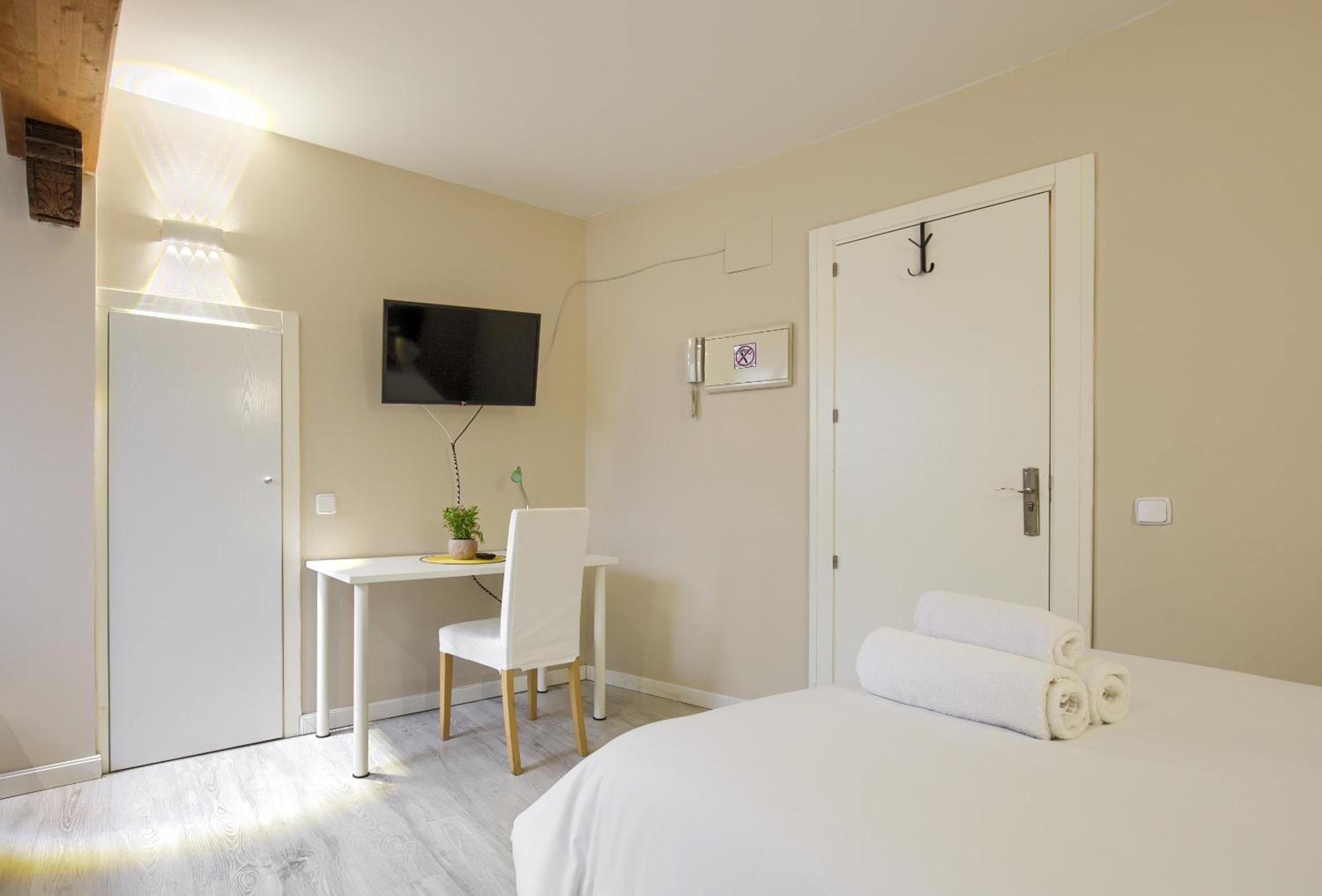 Apartamentos Ryc Alcalá de Henares Kültér fotó